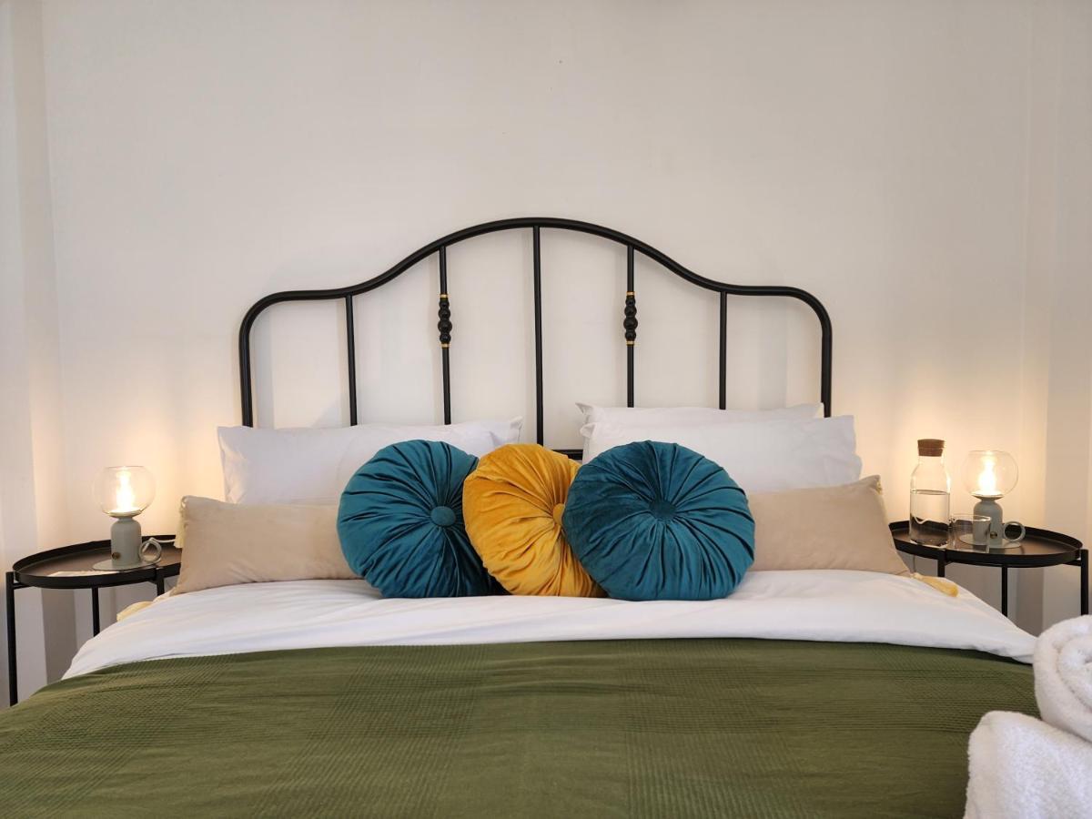 Frida'S Cozy Two Bedroom Apt 라르나카 외부 사진