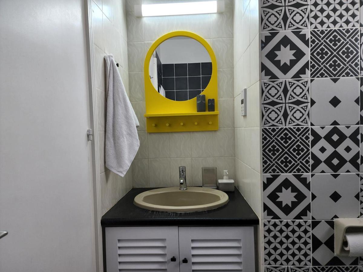 Frida'S Cozy Two Bedroom Apt 라르나카 외부 사진