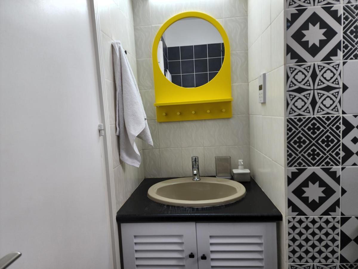 Frida'S Cozy Two Bedroom Apt 라르나카 외부 사진