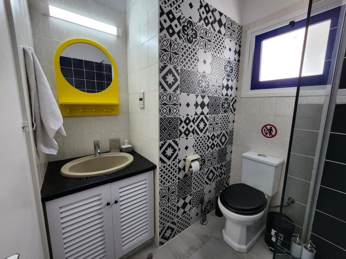 Frida'S Cozy Two Bedroom Apt 라르나카 외부 사진